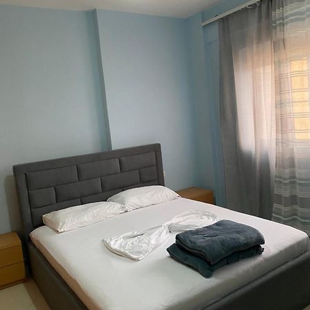 Titi'S Apartment Saranda Luaran gambar