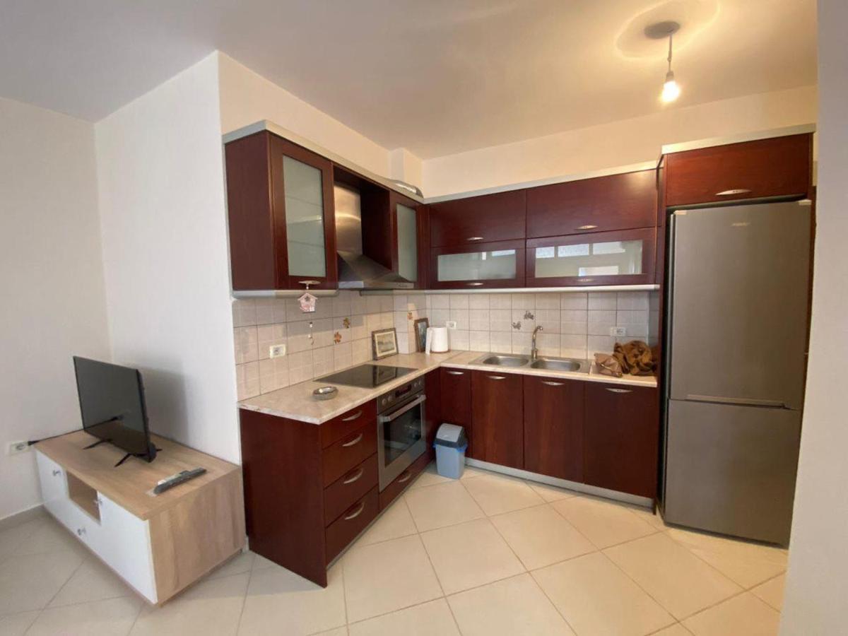 Titi'S Apartment Saranda Luaran gambar
